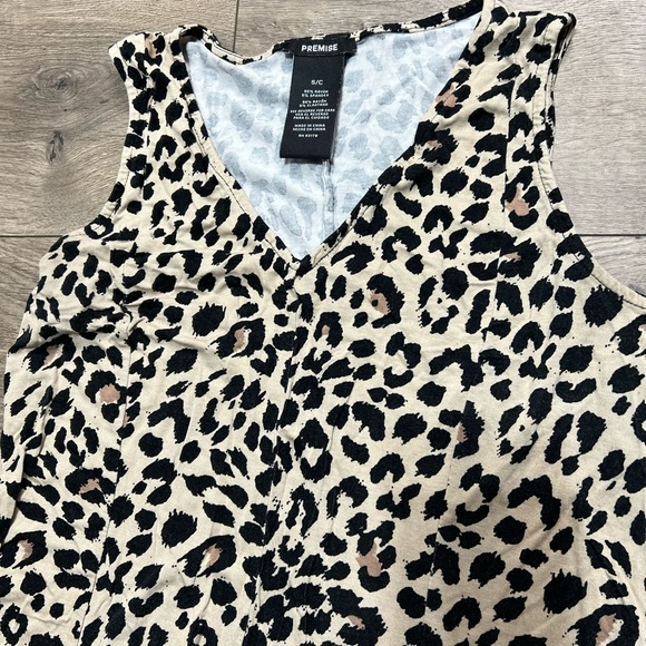 Leopard Print Swing shift dress - Picture 2 of 3